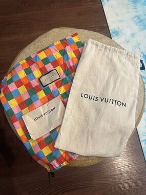 LV and Gucci Dust Bag Bundle (3)
